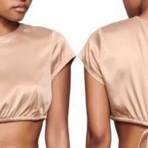 SKIMS Satin Crop Top in Light Pink
